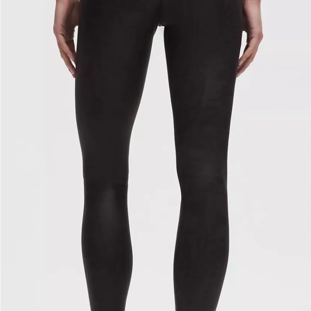 lululemon athletica Black Leggings - Picture 2 of 6